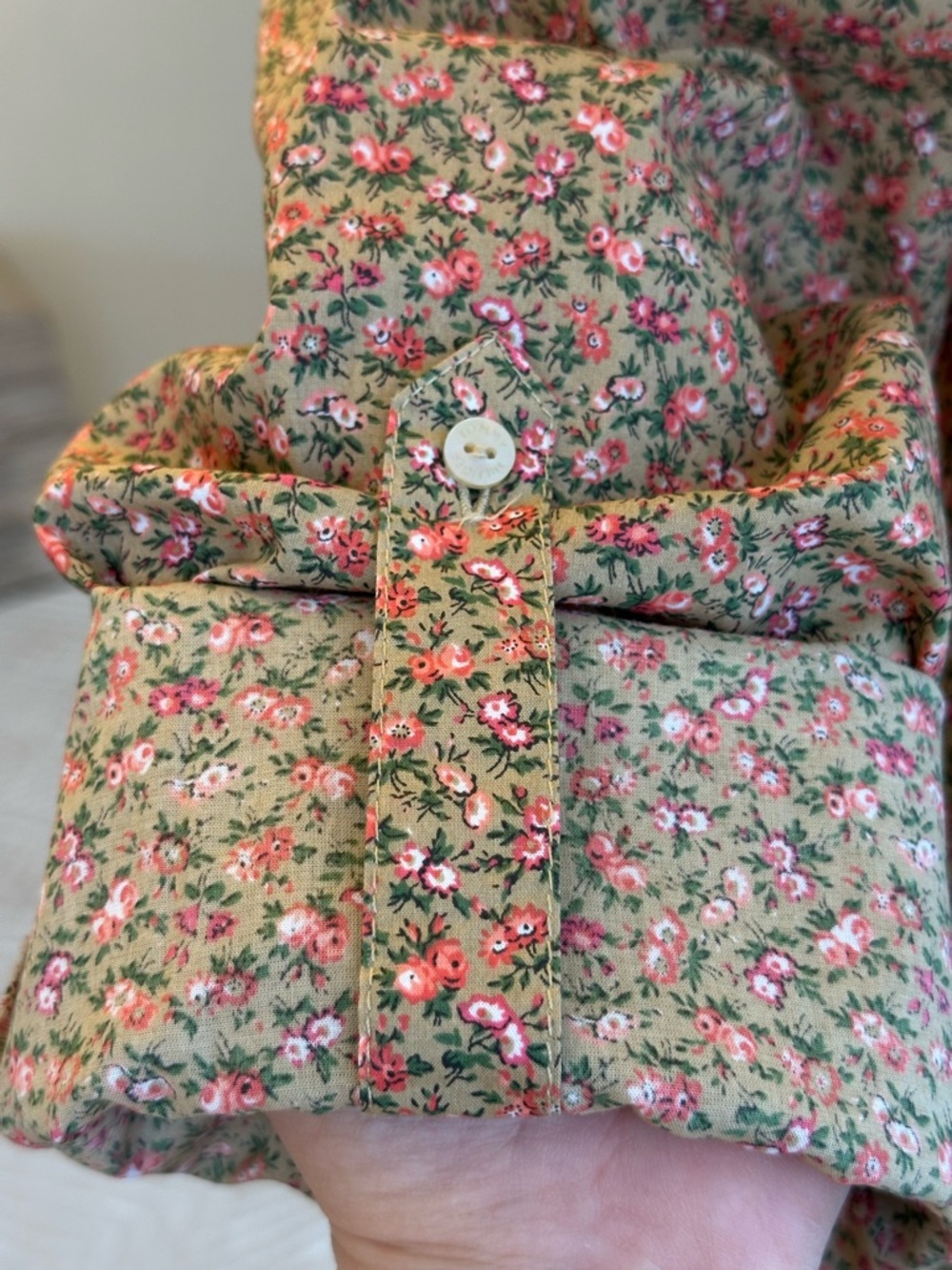 Tommy Hilfiger Floral Button-Down Shirt - Vintage Preppy Cottagecore Boho
(XL) - Picture 10 of 16